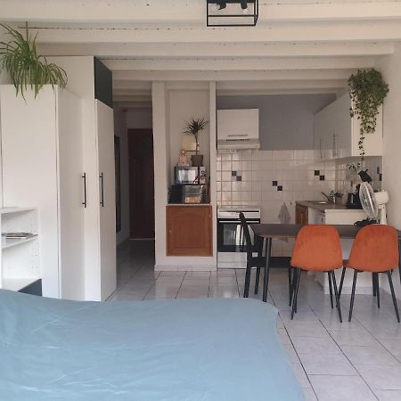 Studio Tout Confort Centre Ville - Balcon, Clim, Tv, Wifi مازان المظهر الخارجي الصورة